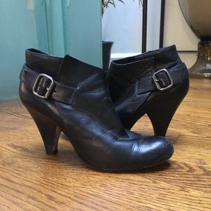Max Studio Black Heeled Booties